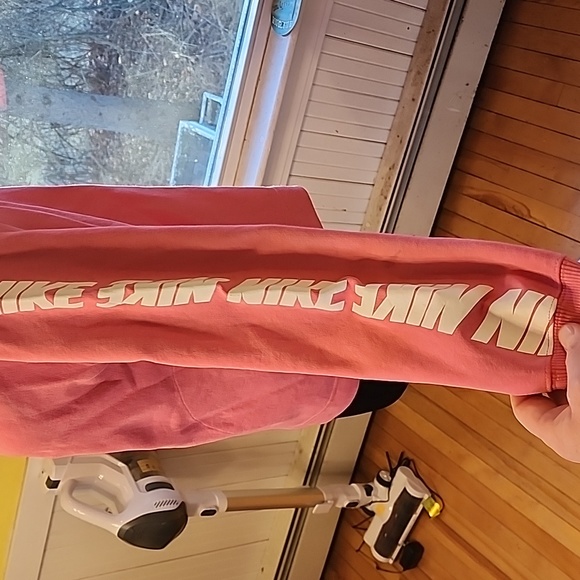 Juniors Nike size medium hooded sweatshirt - Picture 3 of 8